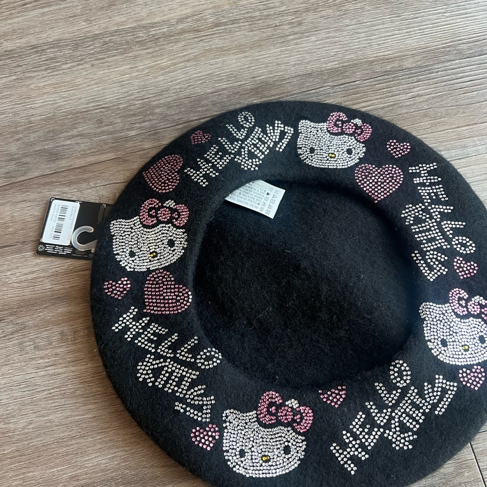 Hello Kitty Black Beret Hat x Forever 21 - Picture 6 of 6